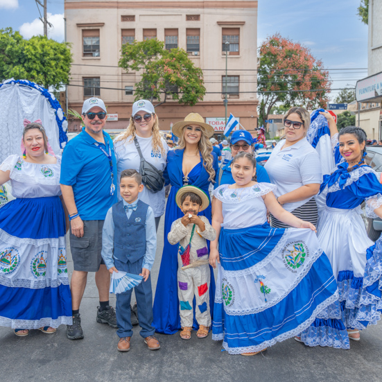 Desfile de Independencia 15 de Septiembre  I Abogados Salvadoreño Los Angeles