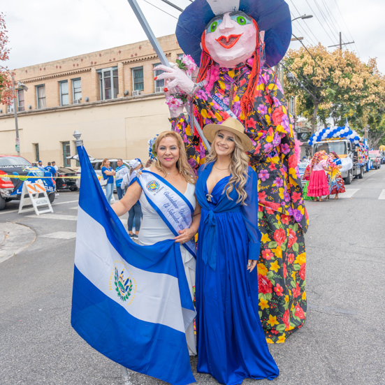 Desfile de Independencia 15 de Septiembre  I Abogados Salvadoreño Los Angeles