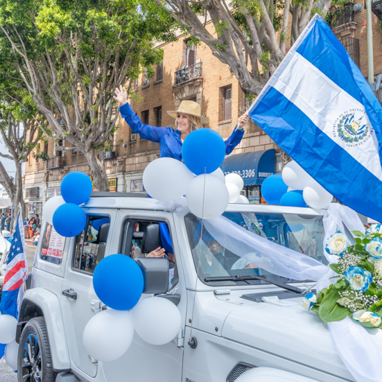 Desfile de Independencia 15 de Septiembre  I Abogados Salvadoreño Los Angeles