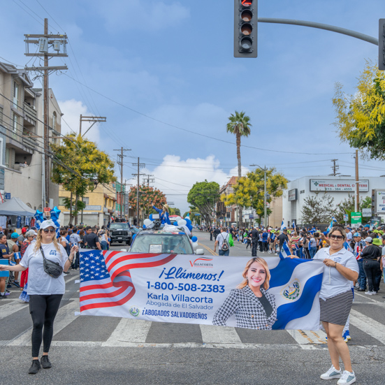 Desfile de Independencia 15 de Septiembre  I Abogados Salvadoreño Los Angeles