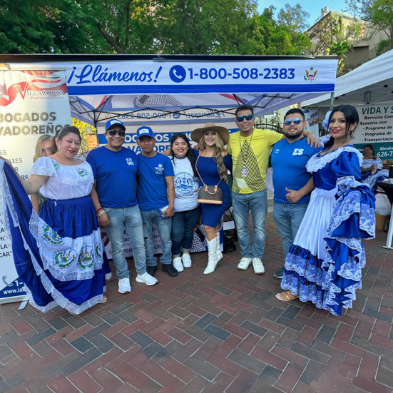 Desfile Centroamericano apoyando a DEFISAL-  I Abogados Salvadoreño Los Angeles