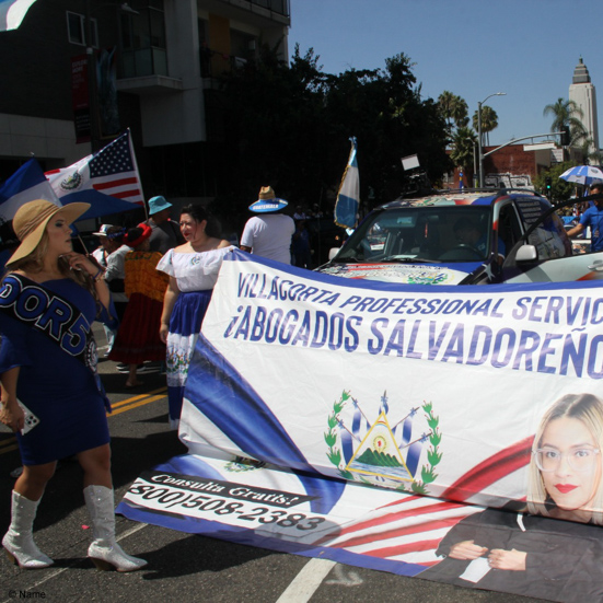 Desfile Centroamericano apoyando a DEFISAL-  I Abogados Salvadoreño Los Angeles